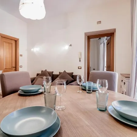 When In Trastevere Apartment *